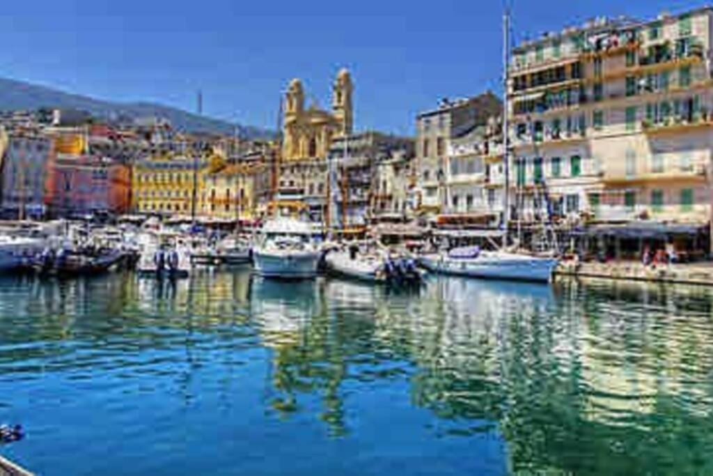 Appartement Vue Mer Avec Parking Gratuit Sur Place Bastia  Exterior foto
